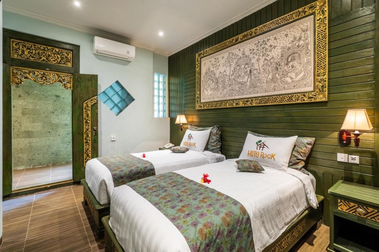 Huts Rock Hotel *