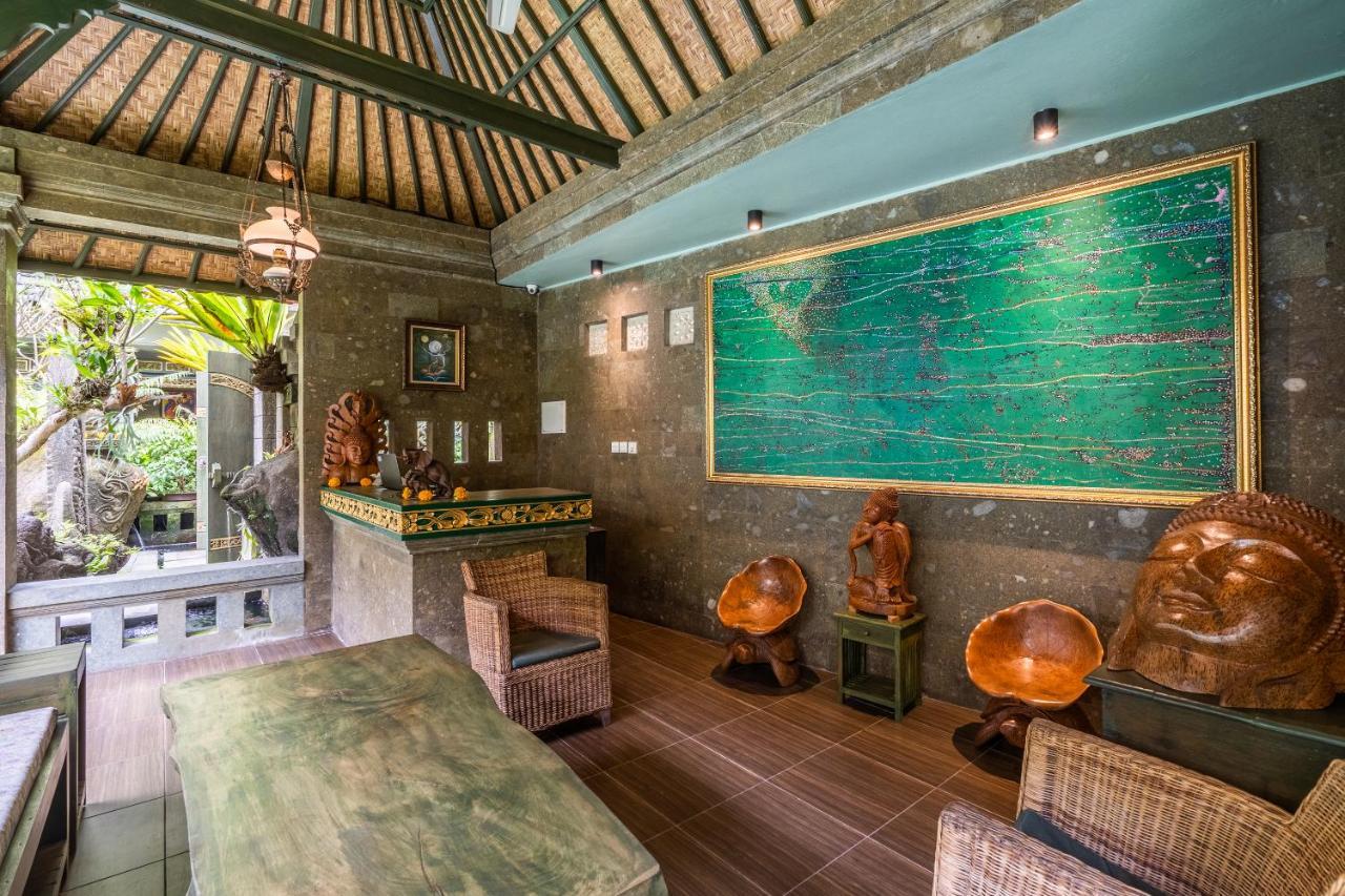 Hotel Huts Rock